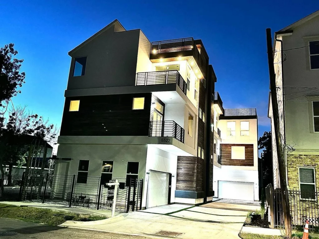 Kiam Street — street elevation at dusk